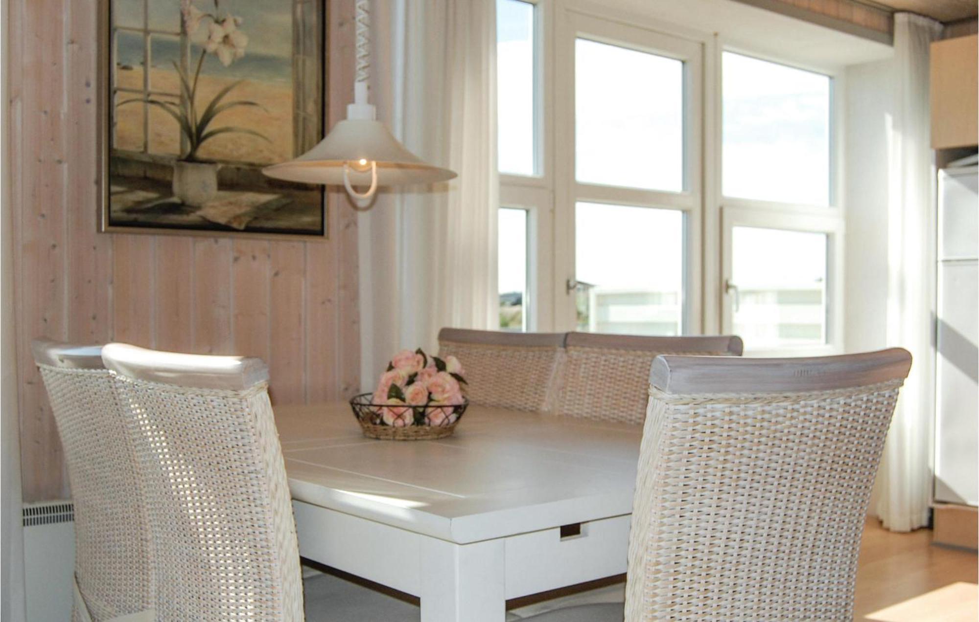 2 Bedroom Gorgeous Home In Hvide Sande Havrvig Exteriör bild