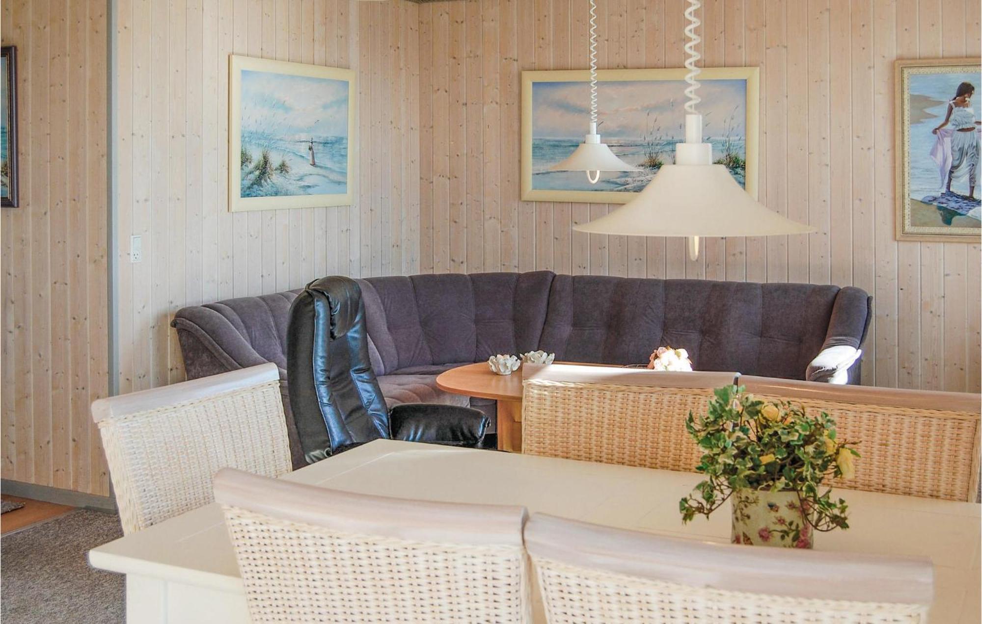 2 Bedroom Gorgeous Home In Hvide Sande Havrvig Exteriör bild